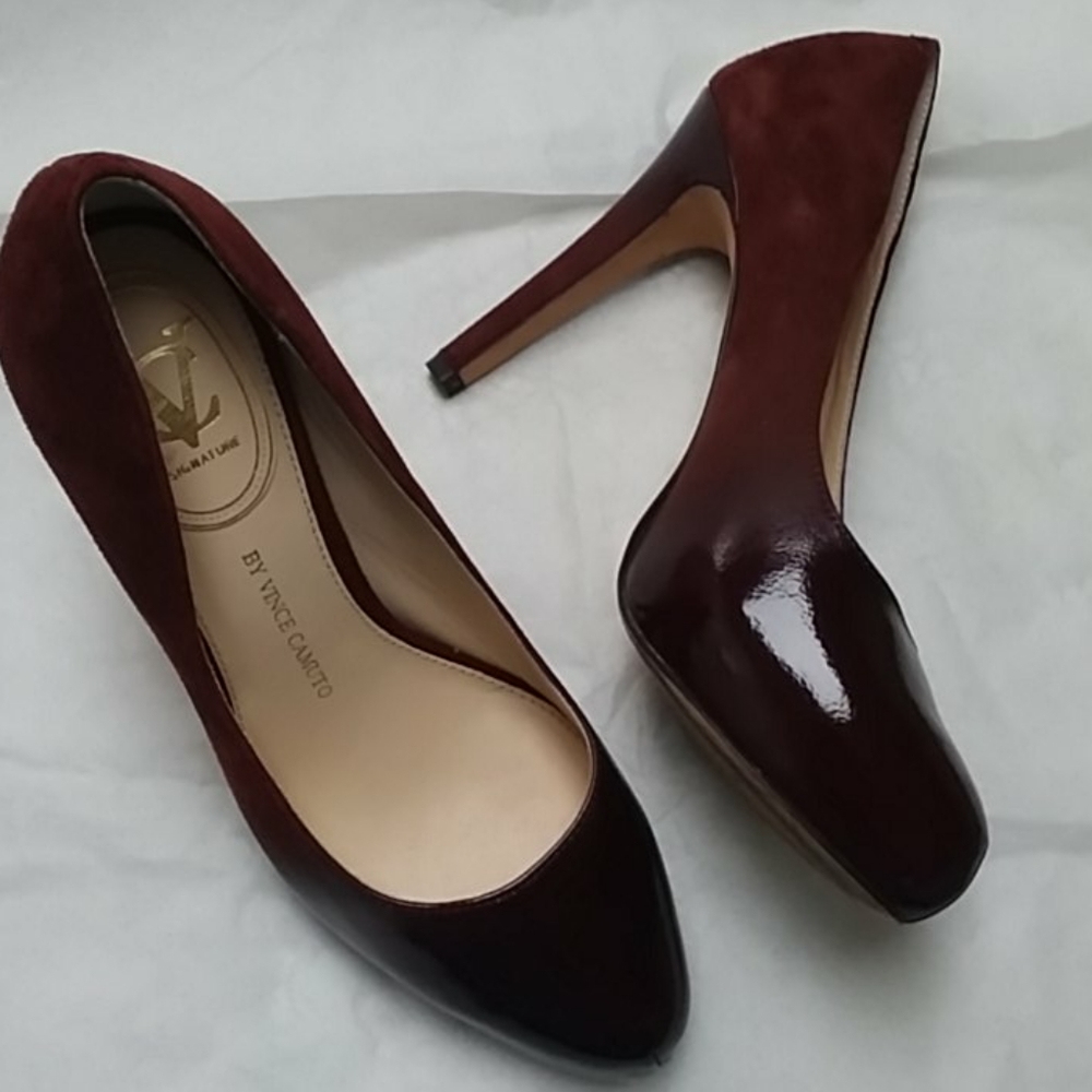 Vince Camuto pumps in burgundy